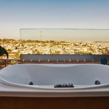 Hill Luxury Penthouse At Valley Crest Apartment