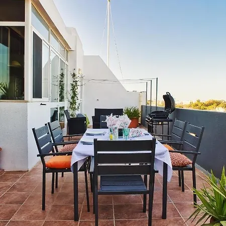 Hill Luxury Penthouse At Valley Crest * Naxxar